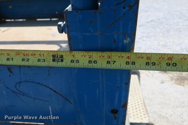 image for item DE3783 1999 Genie GS-2032 scissor lift