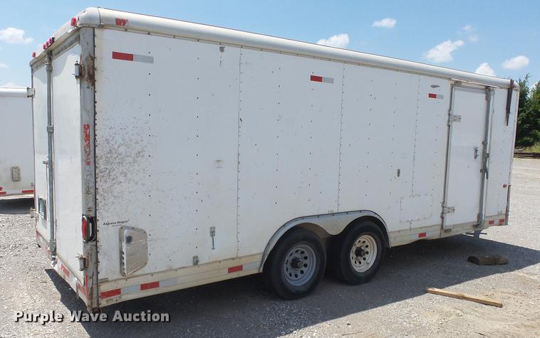 image for item DE7198 2004 Wells Cargo enclosed cargo trailer