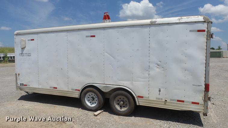 image for item DE7198 2004 Wells Cargo enclosed cargo trailer
