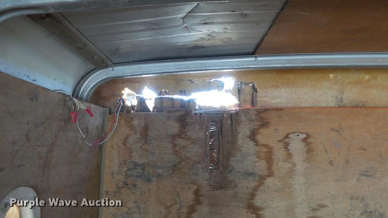 image for item DE7198 2004 Wells Cargo enclosed cargo trailer