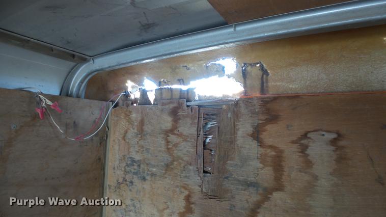 image for item DE7198 2004 Wells Cargo enclosed cargo trailer