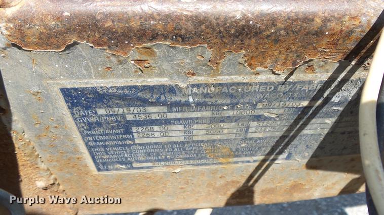 image for item DE7198 2004 Wells Cargo enclosed cargo trailer