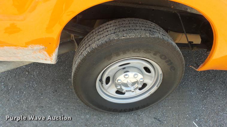 image for item DE7206 2013 Ford F250 Super Duty SuperCab pickup truck