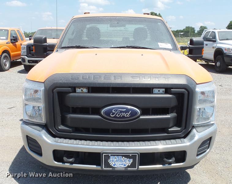 image for item DE7207 2014 Ford F250 Super Duty SuperCab pickup truck