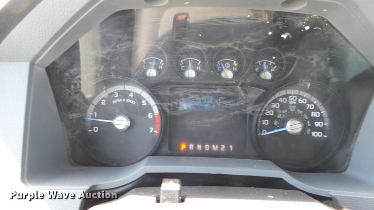 image for item DE7207 2014 Ford F250 Super Duty SuperCab pickup truck