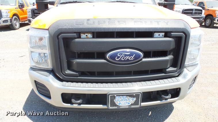 image for item DE7207 2014 Ford F250 Super Duty SuperCab pickup truck