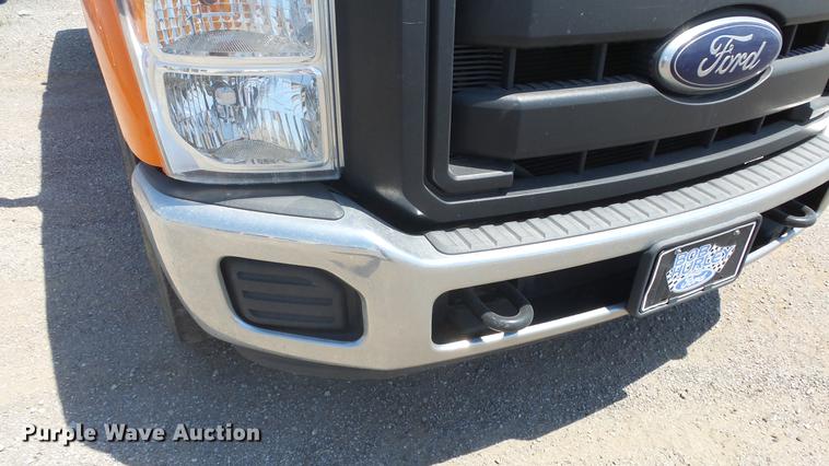 image for item DE7207 2014 Ford F250 Super Duty SuperCab pickup truck