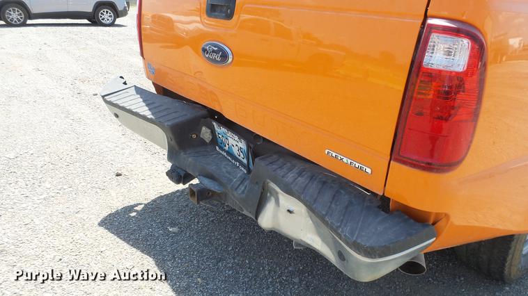 image for item DE7207 2014 Ford F250 Super Duty SuperCab pickup truck