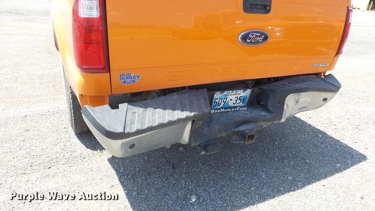 image for item DE7207 2014 Ford F250 Super Duty SuperCab pickup truck