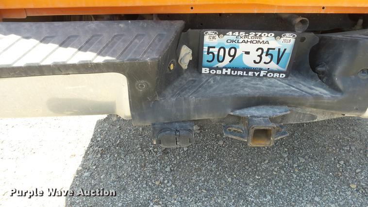 image for item DE7207 2014 Ford F250 Super Duty SuperCab pickup truck