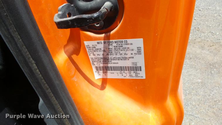 image for item DE7208 2013 Ford F250 Super Duty SuperCab pickup truck