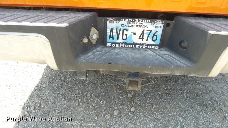 image for item DE7208 2013 Ford F250 Super Duty SuperCab pickup truck