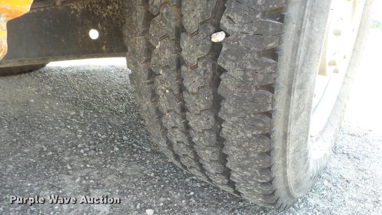 image for item DE7208 2013 Ford F250 Super Duty SuperCab pickup truck