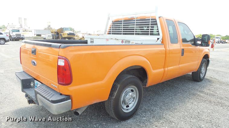 image for item DE7209 2013 Ford F250 Super Duty SuperCab pickup truck