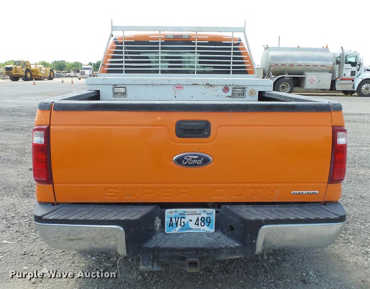 image for item DE7209 2013 Ford F250 Super Duty SuperCab pickup truck