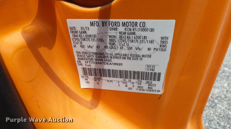 image for item DE7209 2013 Ford F250 Super Duty SuperCab pickup truck