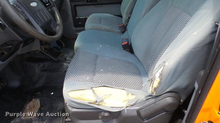 image for item DE7209 2013 Ford F250 Super Duty SuperCab pickup truck