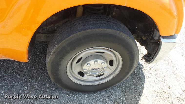 image for item DE7209 2013 Ford F250 Super Duty SuperCab pickup truck