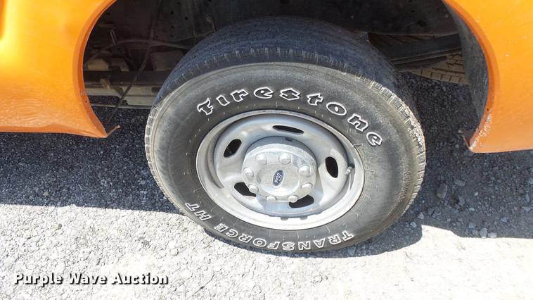 image for item DE7209 2013 Ford F250 Super Duty SuperCab pickup truck