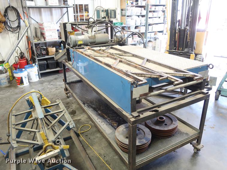 image for item DF2309 Roll Former Corporation VS-150 standing seam sheet metal roller