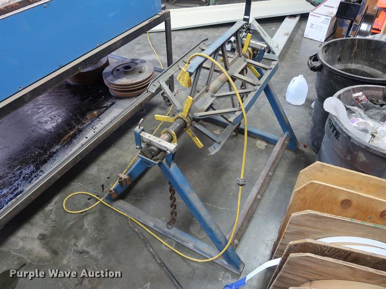 image for item DF2309 Roll Former Corporation VS-150 standing seam sheet metal roller