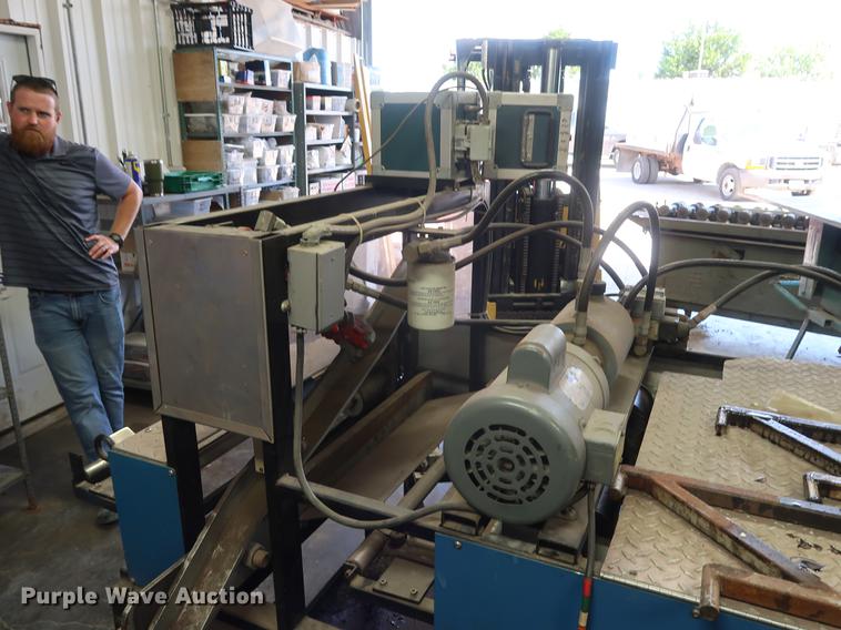 image for item DF2309 Roll Former Corporation VS-150 standing seam sheet metal roller