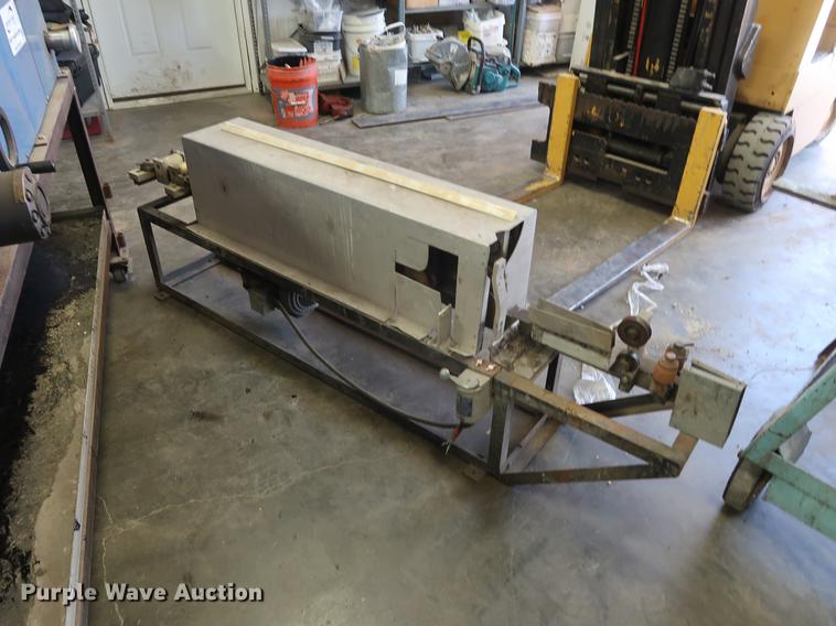 image for item DF2309 Roll Former Corporation VS-150 standing seam sheet metal roller