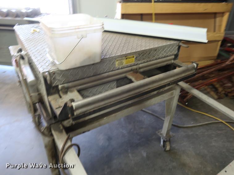 image for item DF2311 Roll Former standing seam sheet metal roller