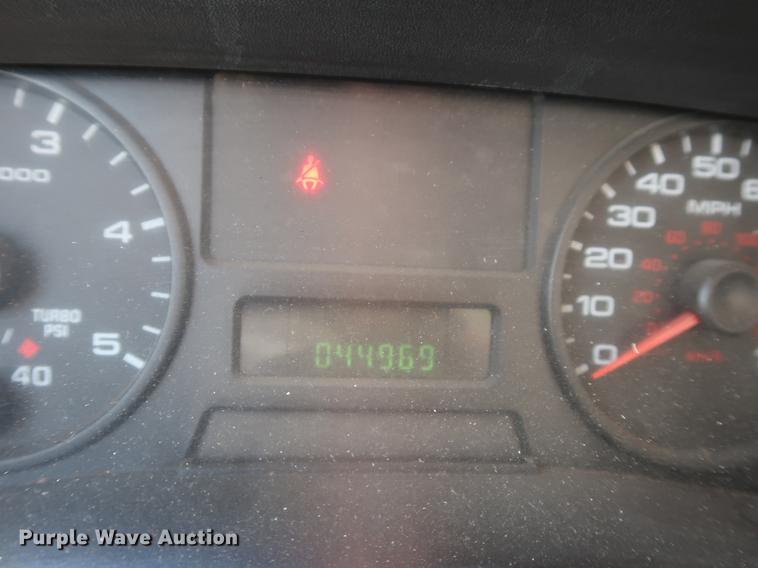 image for item DF2314 2006 Ford F450 Super Duty flatbed truck