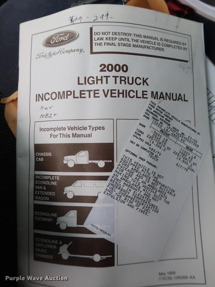 image for item DF2317 2000 Ford F450 Super Duty utility truck