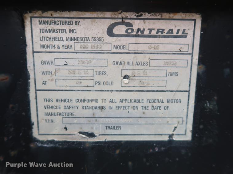 image for item DF2320 1999 Towmaster Contrail equipment trailer