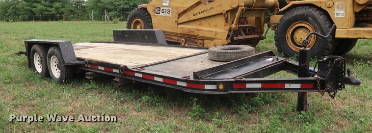 image for item DF2321 2003 Towmaster tilt deck equipment trailer