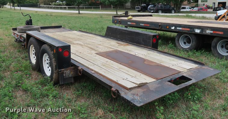 image for item DF2321 2003 Towmaster tilt deck equipment trailer