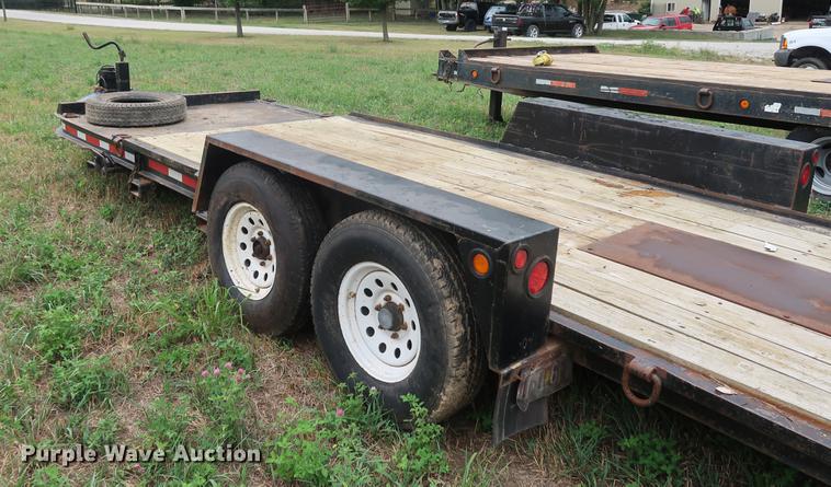 image for item DF2321 2003 Towmaster tilt deck equipment trailer
