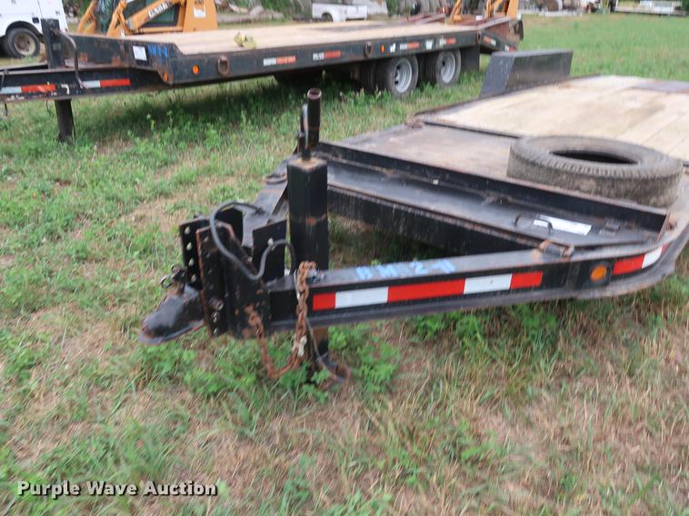 image for item DF2321 2003 Towmaster tilt deck equipment trailer