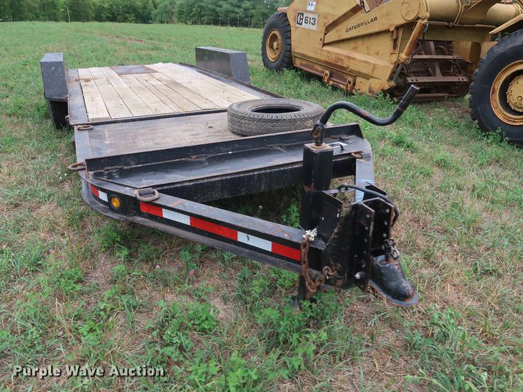image for item DF2321 2003 Towmaster tilt deck equipment trailer