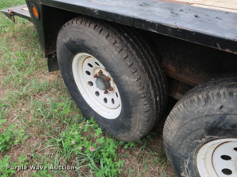 image for item DF2321 2003 Towmaster tilt deck equipment trailer