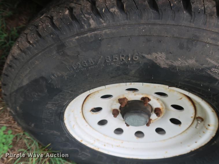 image for item DF2321 2003 Towmaster tilt deck equipment trailer