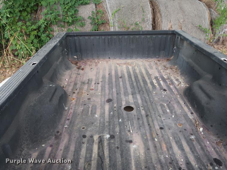 image for item DF2323 Ford F350 pickup truck bed