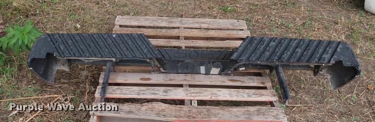 image for item DF2323 Ford F350 pickup truck bed