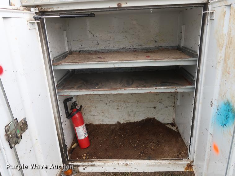 image for item DF2329 2005 Ford F550 utility truck