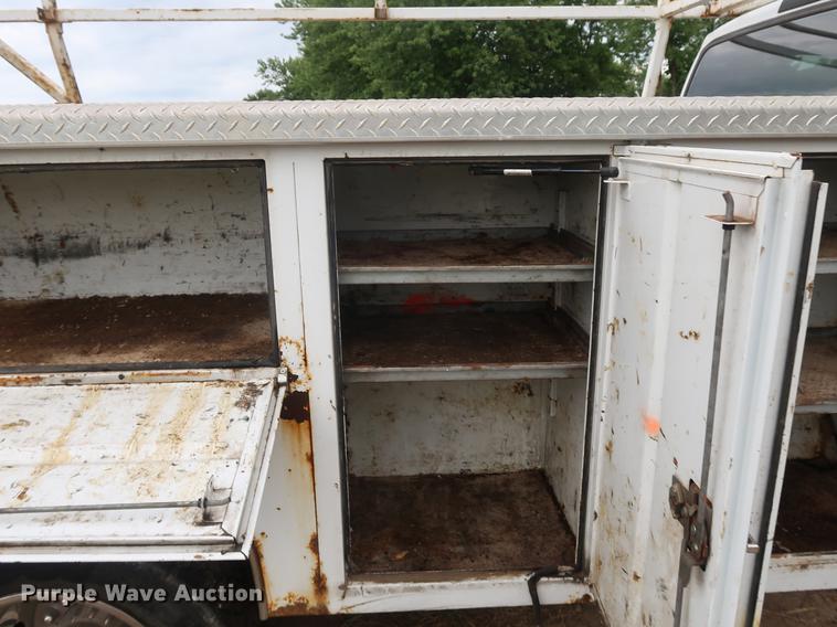 image for item DF2329 2005 Ford F550 utility truck