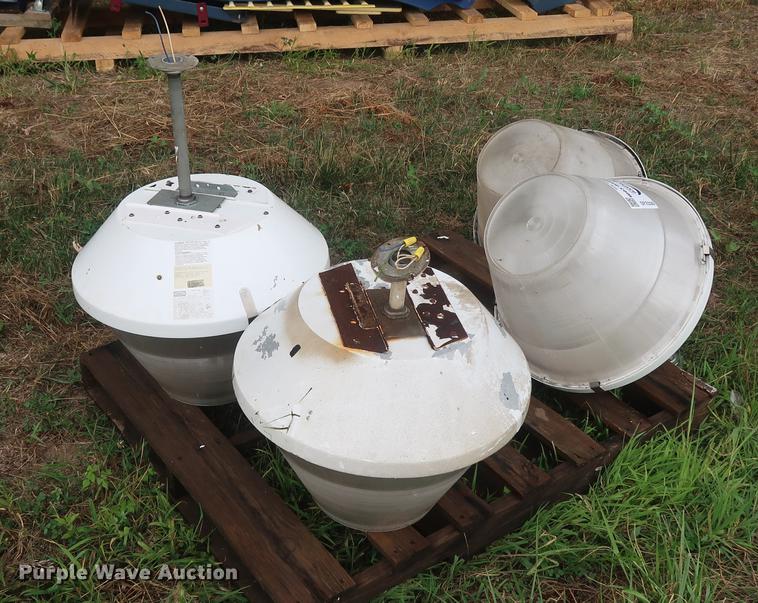 image for item DF2330 Approximately 20 ceiling lights