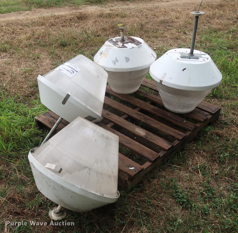 image for item DF2330 Approximately 20 ceiling lights