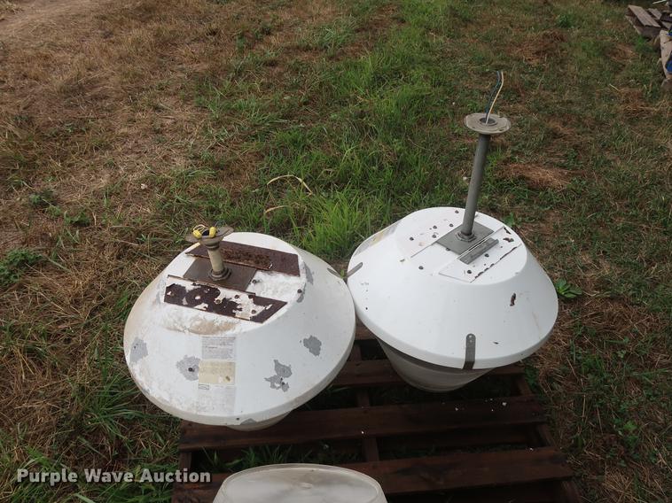 image for item DF2330 Approximately 20 ceiling lights