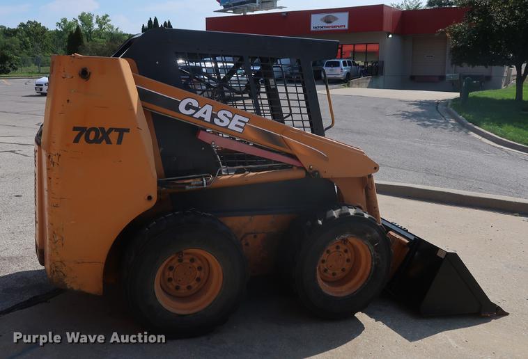image for item DF2336 2003 Case 70XT skid steer
