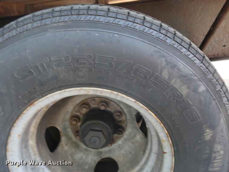 image for item DF2338 2005 equipment trailer