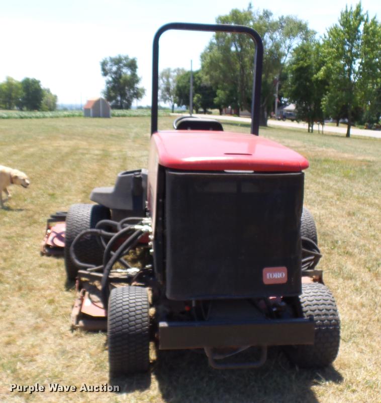 image for item DF3270 Toro Groundmaster 4700D lawn mower