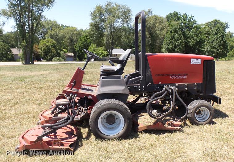 image for item DF3270 Toro Groundmaster 4700D lawn mower