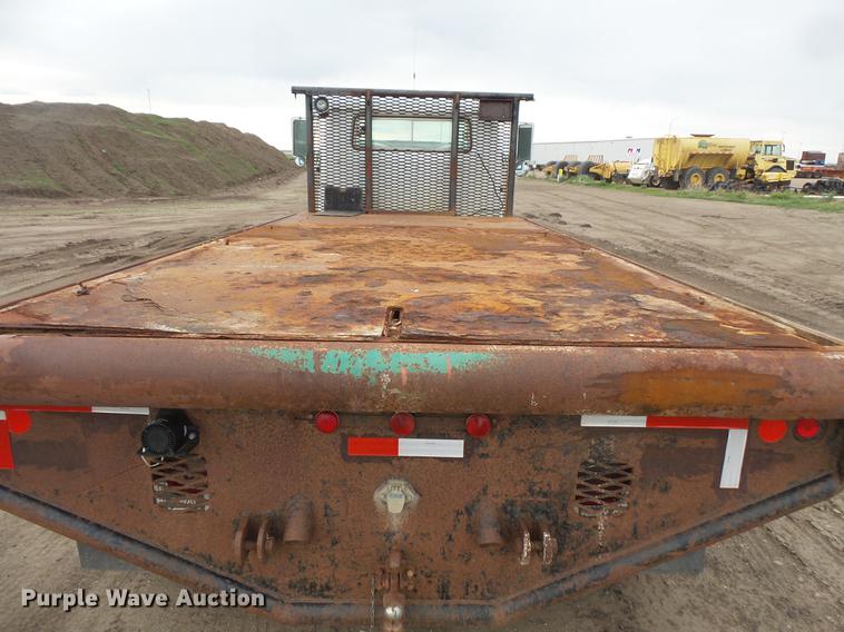 image for item DV9310 1982 International S1954 flatbed truck